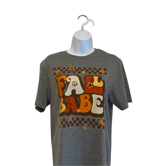 “Fall Babe” Retro Autumn T-Shirt | Cozy Seasonal Graphic Tee